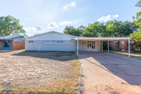 Building Photo - Furnished 3 bedroom 2 bathroom