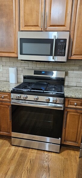 Building Photo - 344 Amber Ln