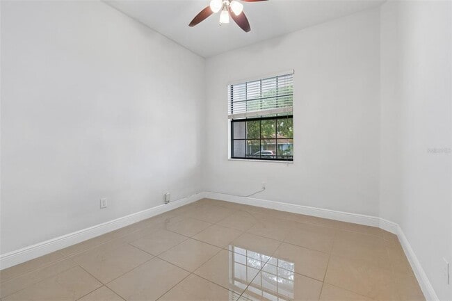 Building Photo - 2311 W Aileen St