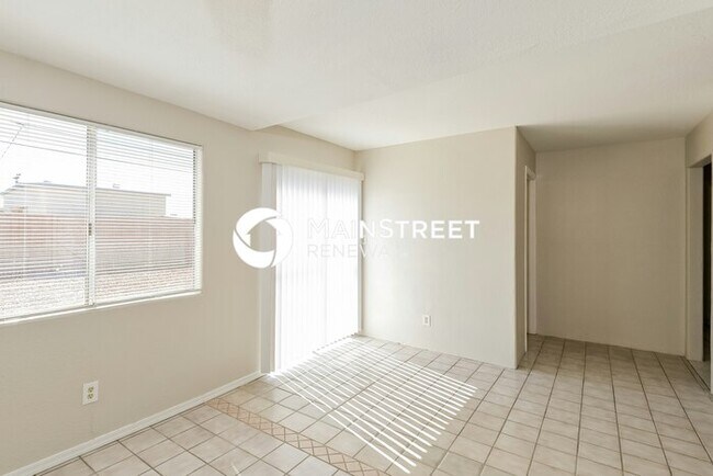 Building Photo - 6 Bedroom Pet-Friendly Home in Tucson, AZ ...