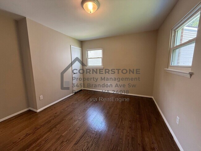 Building Photo - 4321 Camille Ave NW