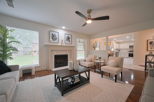 Building Photo - 5615 Haven Point Dr
