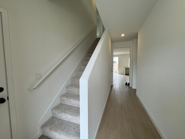 Building Photo - New Constuction, Four Bed, Three Bath Home In Spanos Park