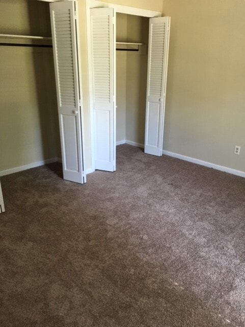 Building Photo - 549 Thorpe St