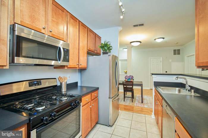 Kitchen w/ Stainless Steel appliances - 4862 Eisenhower Ave