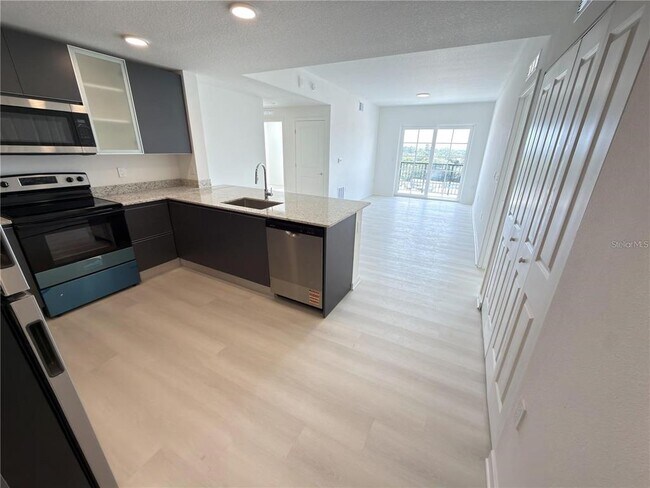 Building Photo - 5563 Millennia Park Dr