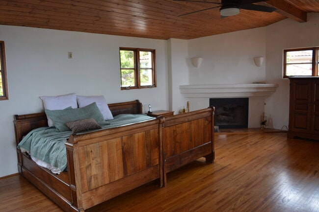 Building Photo - 32415 Aqua Vista Dr