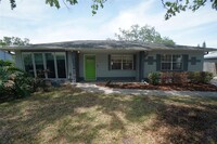 Building Photo - 4619 W Bay Villa Ave