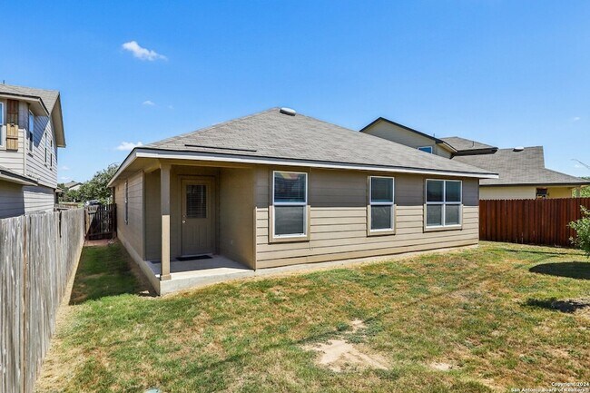 Building Photo - 6906 Quantum Lp