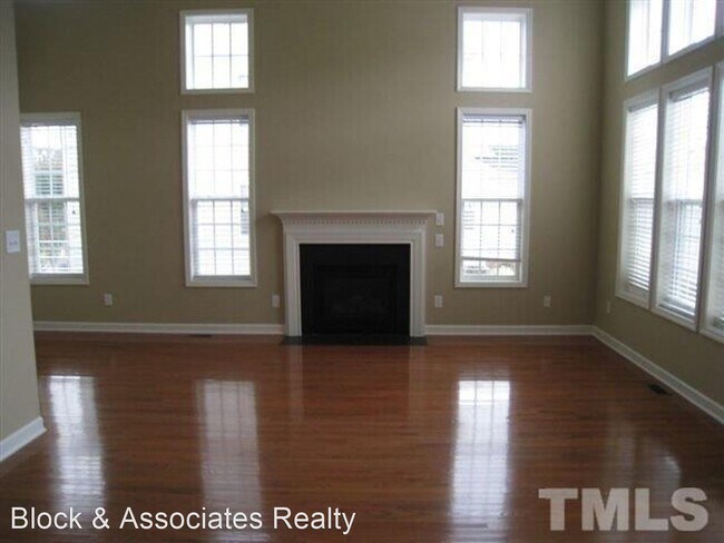 Building Photo - 4 br, 2.5 bath House - 108 Bally Shannon Way