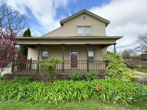 Building Photo - 43 Southbound Gratiot Ave