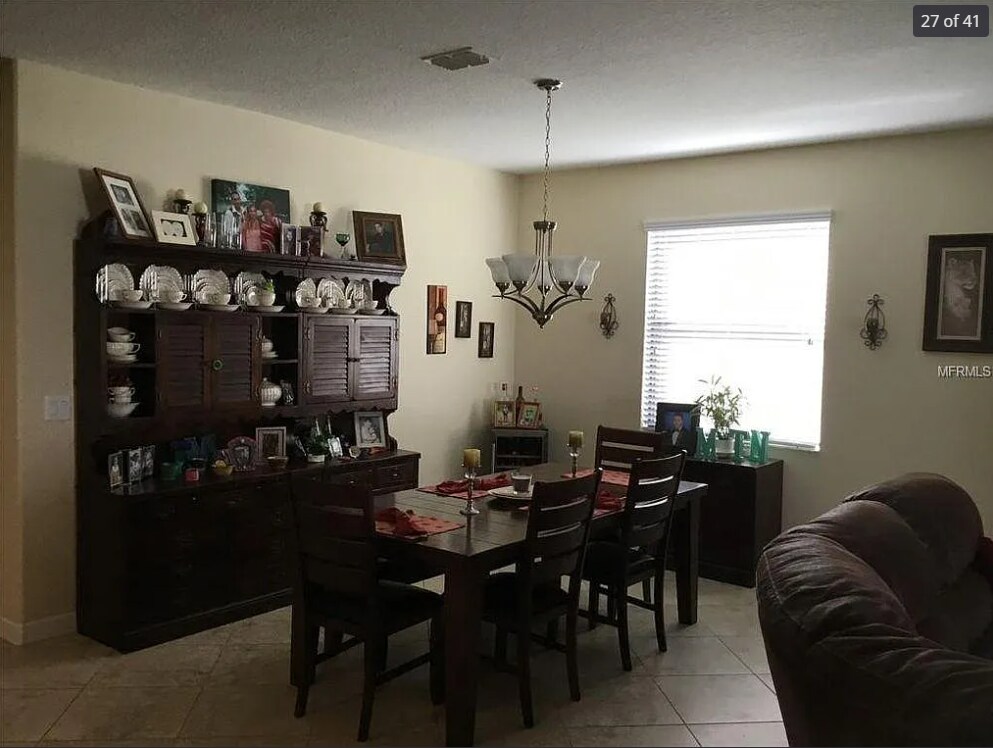 Building Photo - 4304 Summer Breeze Way