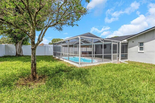 Building Photo - 6842 62nd Ave N