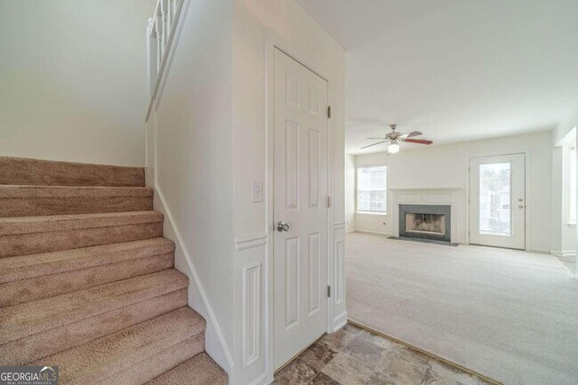 Building Photo - 1850 Lily Stem Trail NE