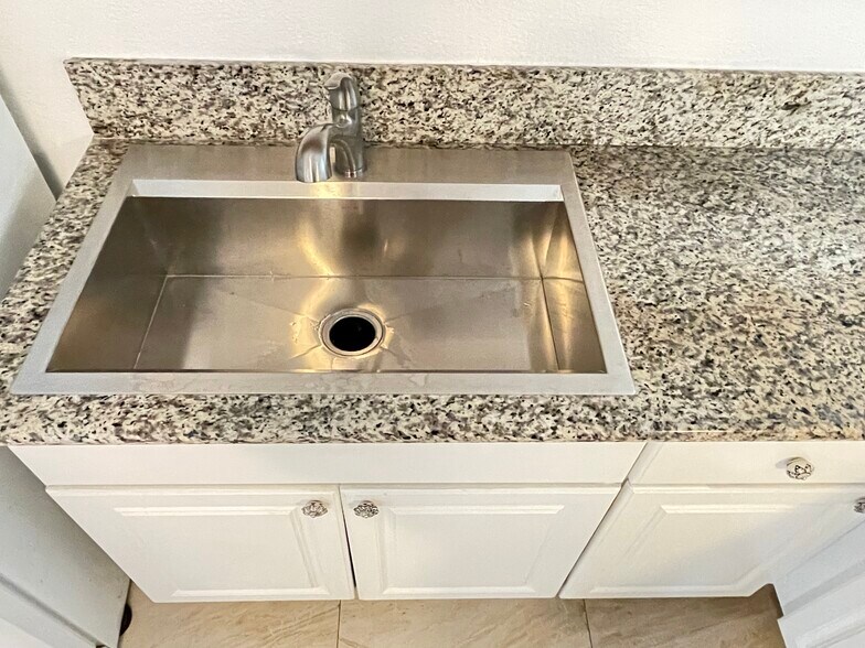 New Sink - 2072 Newton Ave