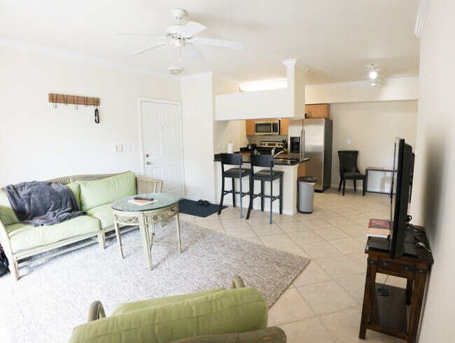 Building Photo - 6386 Emerald Dunes Dr