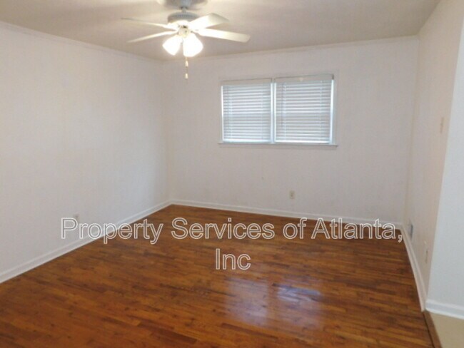 Building Photo - 230 Shiloh Hills Dr NW