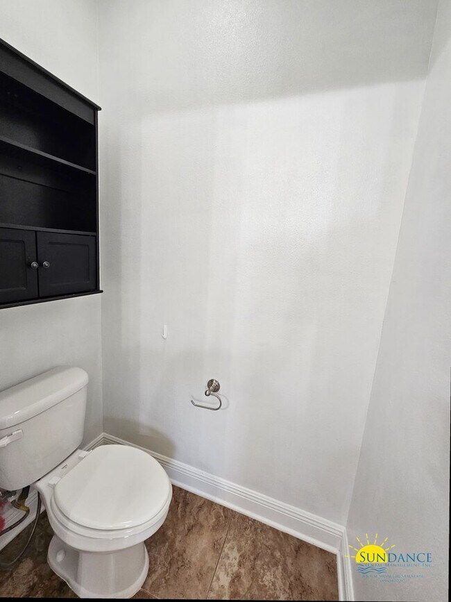 Building Photo - Charming 3BR Home Near 30A Beaches in Santa Rosa Beach!