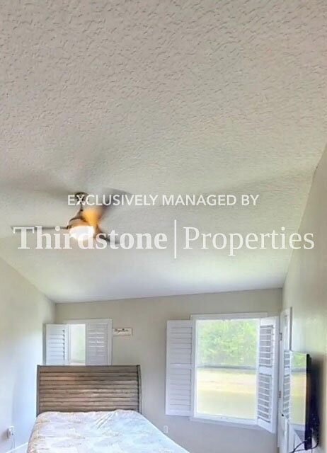 Building Photo - 6131 Bartram Village Dr