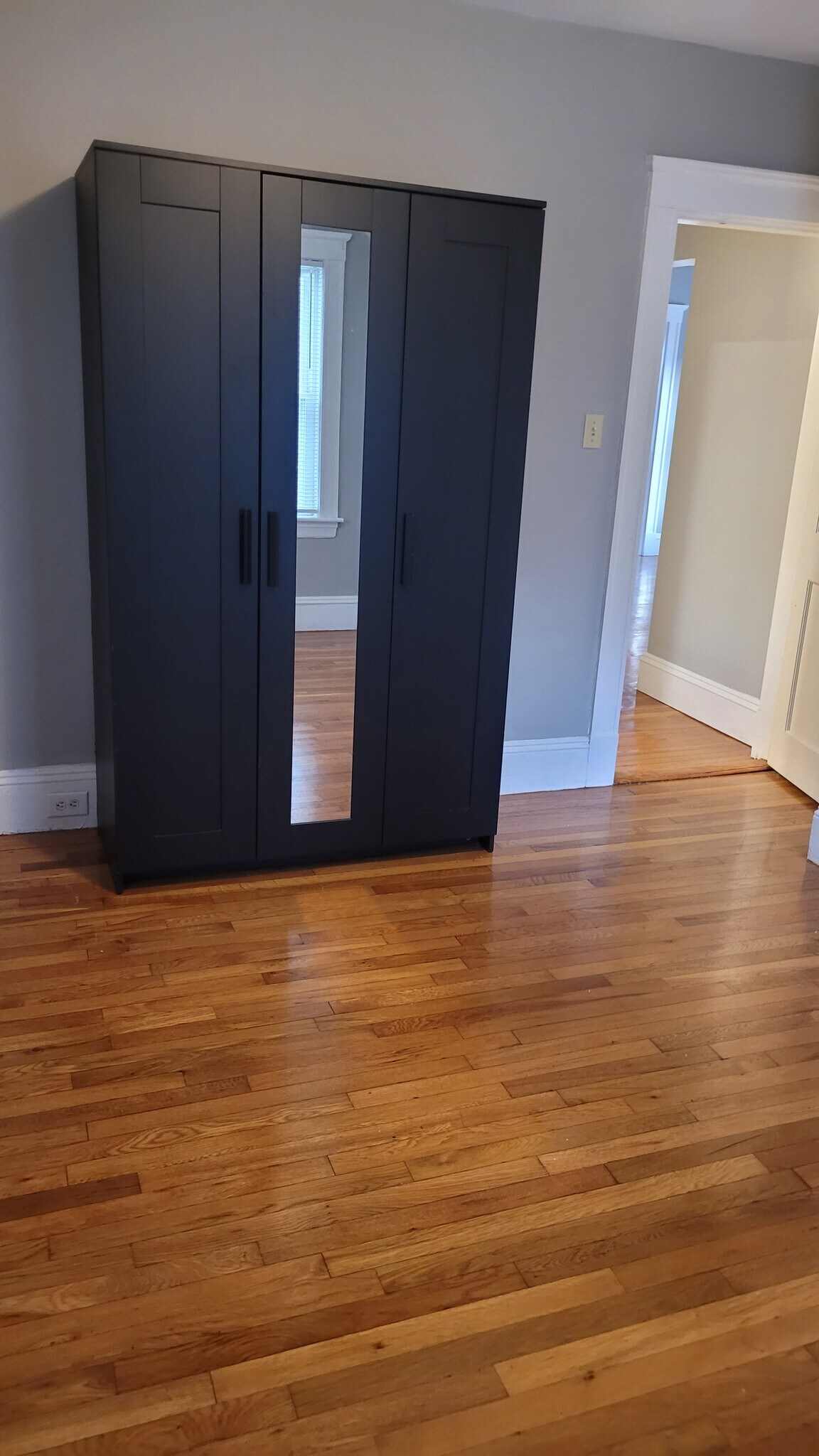 Main floor BR - 881 Broadway