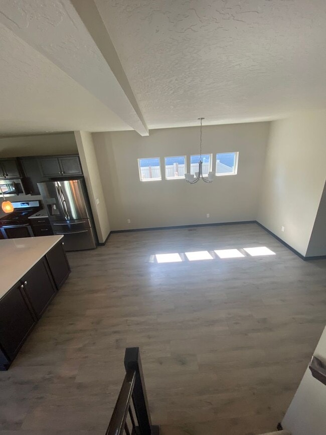 Building Photo - SINGLE FAMILY HOME IN THE FOX TAIL SUBDIVISION (APP#148)