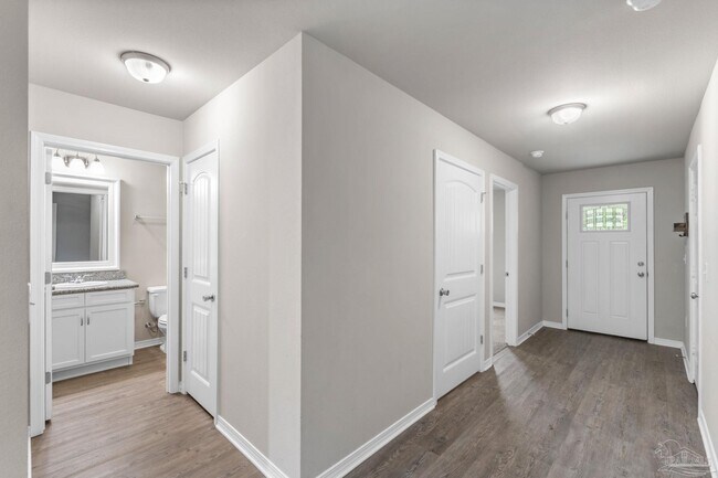 Building Photo - 3210 Electra Dr