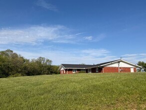 Building Photo - Beautiful 3 bedroom Home in Cedarville
