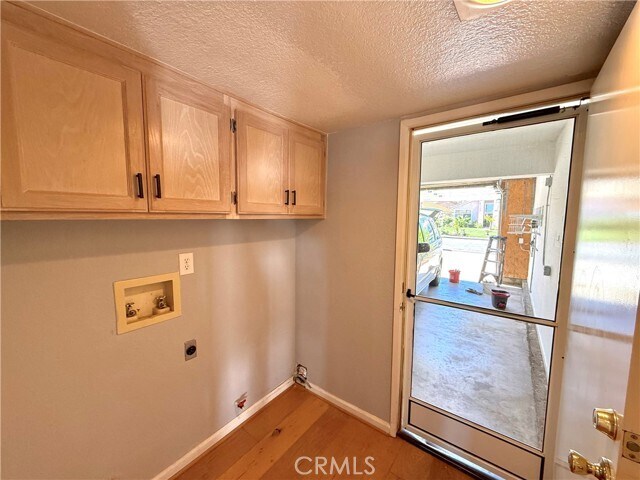 Building Photo - 27470 Bolandra Ct