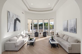 Building Photo - 6443 E Malcomb Dr