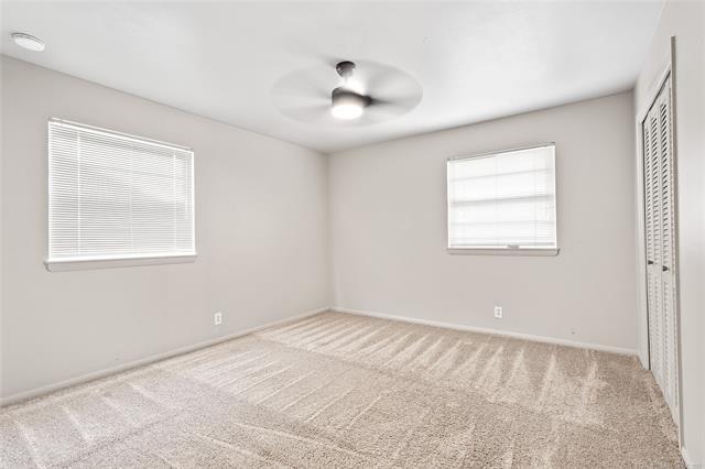 Building Photo - 2026 11th Ave NW