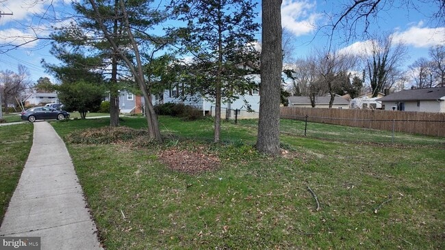 Building Photo - 4419 Renn St