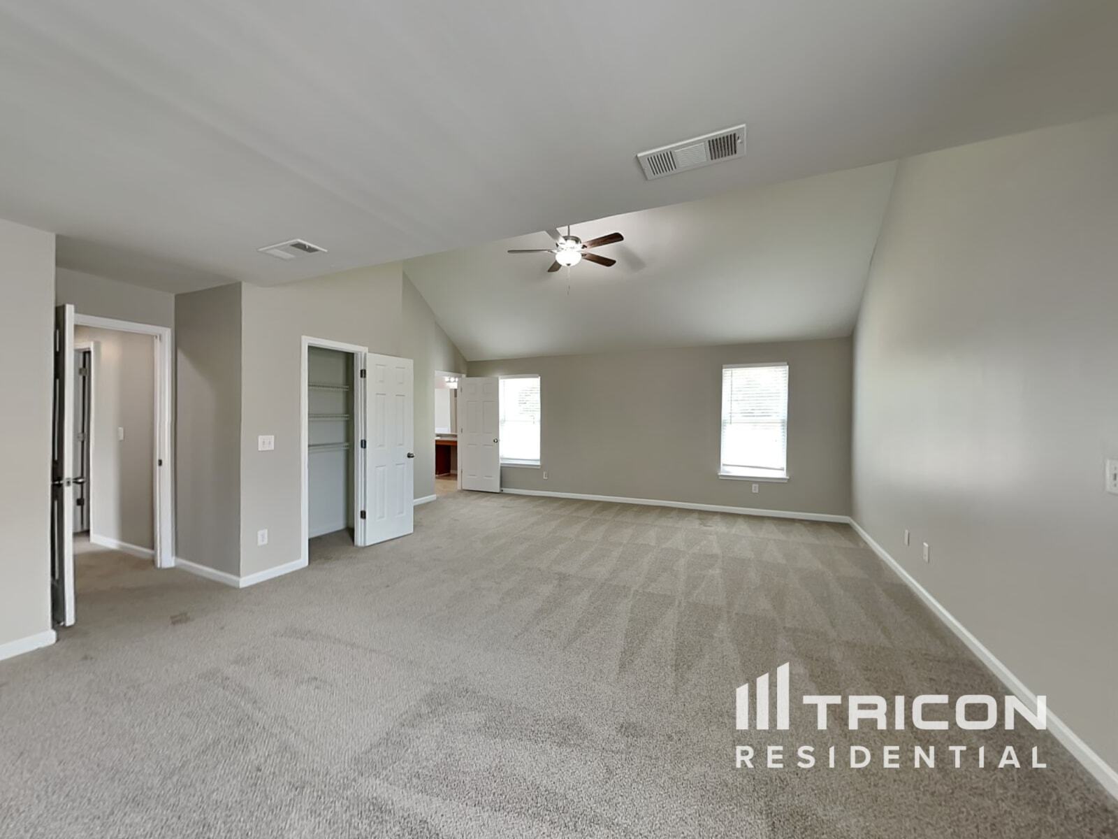 Building Photo - 3131 Berthas Overlook