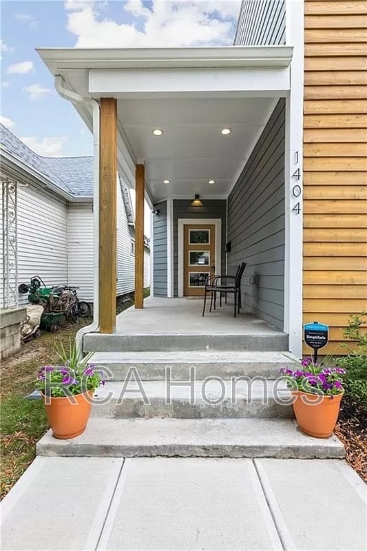 Building Photo - 1404 Spann Ave