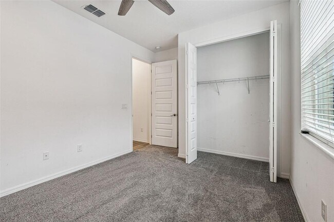 Building Photo - 10752 Green Harvest Dr.