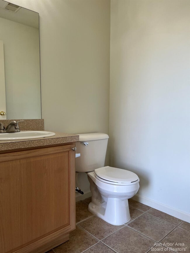 Building Photo - 3073 Cloverly Ct