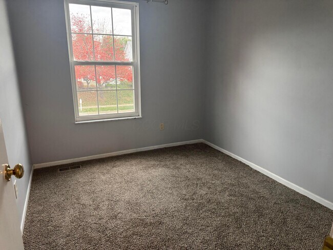 Building Photo - 757 Tricolor Dr