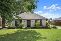 Building Photo - 17190 N Lake Dr