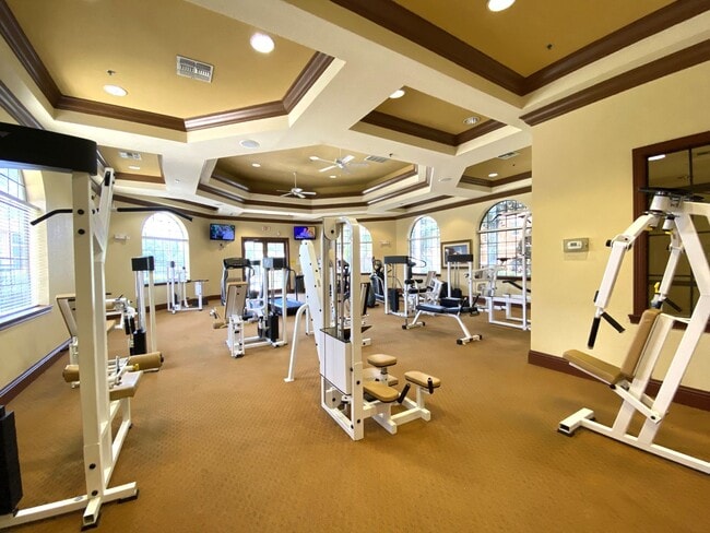 Building Photo - 6129 Metrowest Blvd