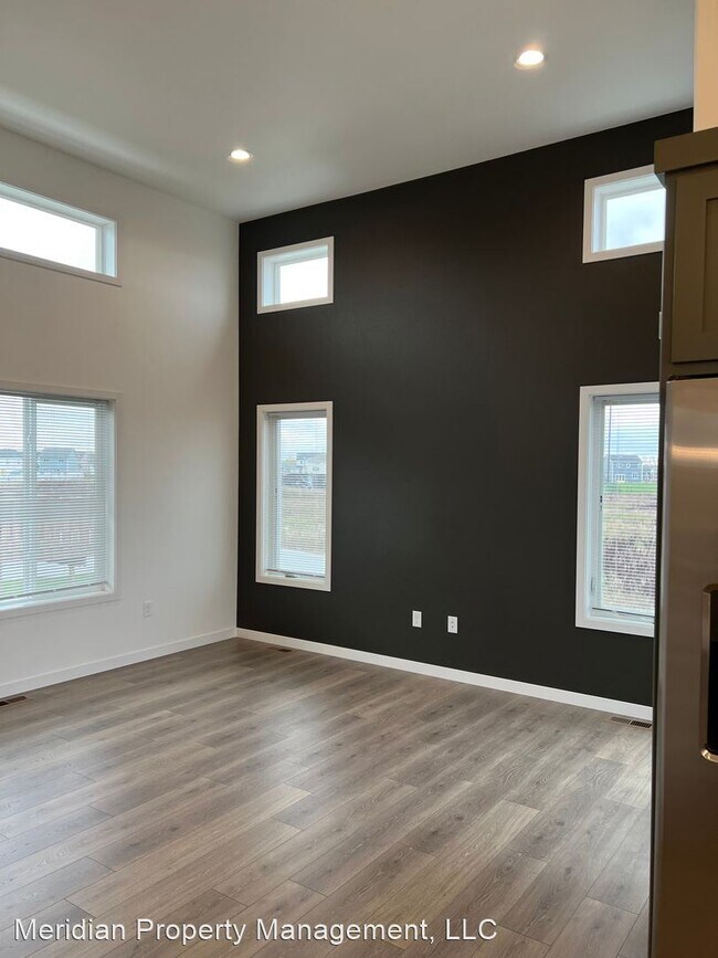 Building Photo - 4 br, 2 bath House - 5551 Lori Lane W