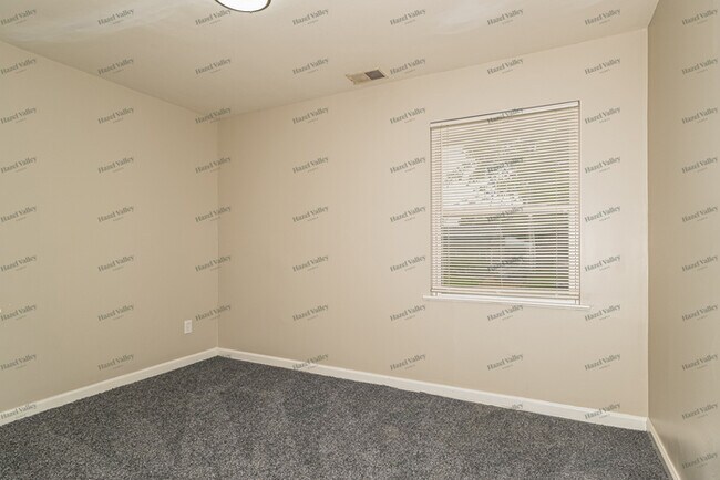 Building Photo - 4108 Davis St