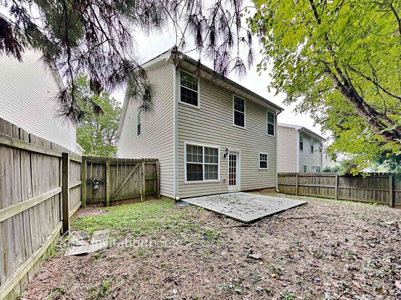 Building Photo - 345 Hidden Creek Ln