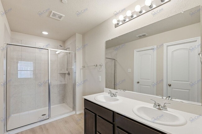 Building Photo - 2808 Baneberry Ln