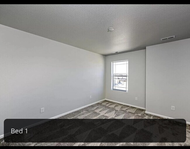 Building Photo - 17312 Bluetrail Ave
