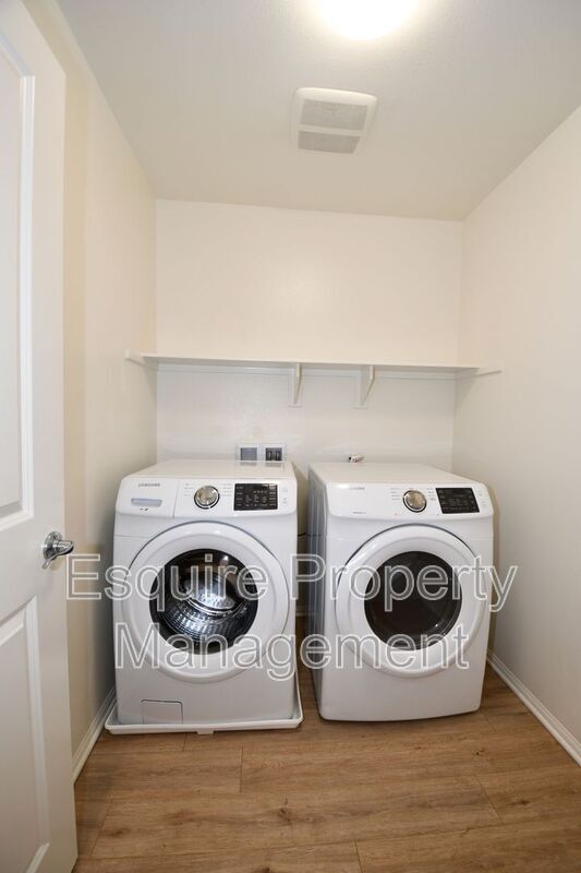 Building Photo - 433 Castiano St