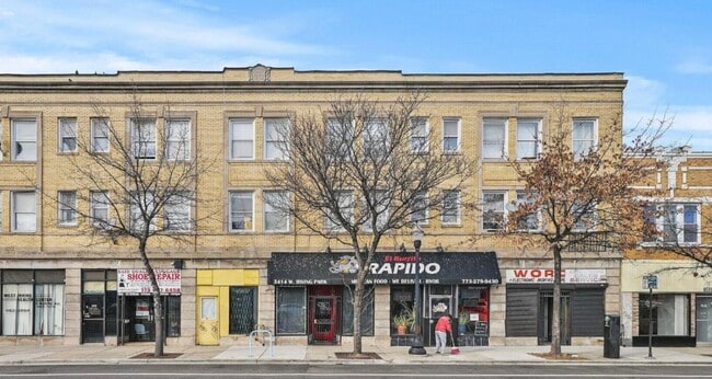 Primary Photo - 3420 W Irving Park Rd