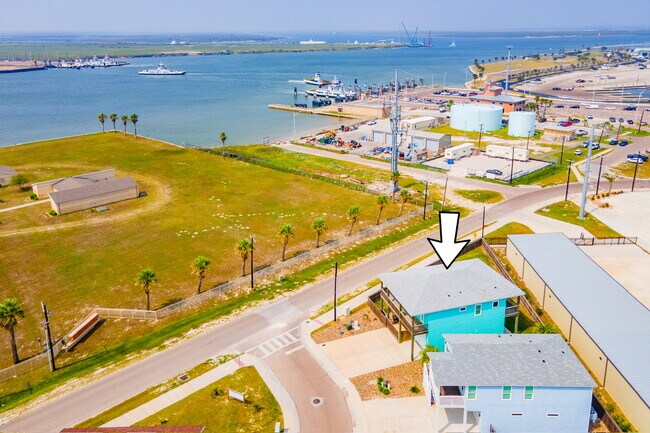 Building Photo - 100 Port Isabel St