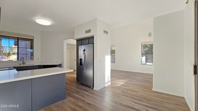 Building Photo - 11421 W Pima St