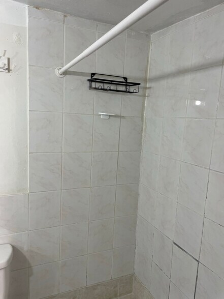 Building Photo - 3131 W 16th Ave