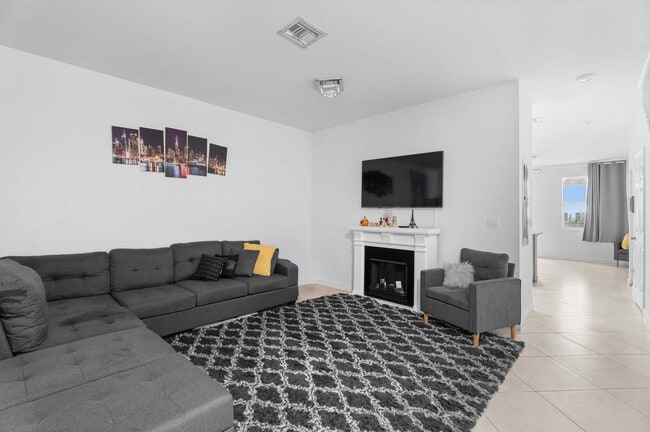 Building Photo - 5313 Ashley River Rd