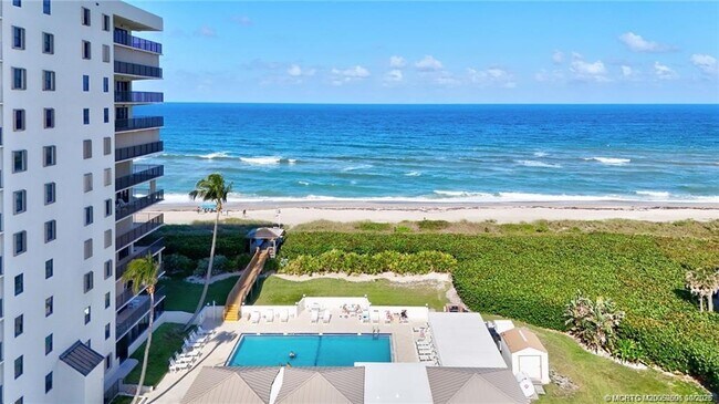 Building Photo - 10044 S Ocean Dr